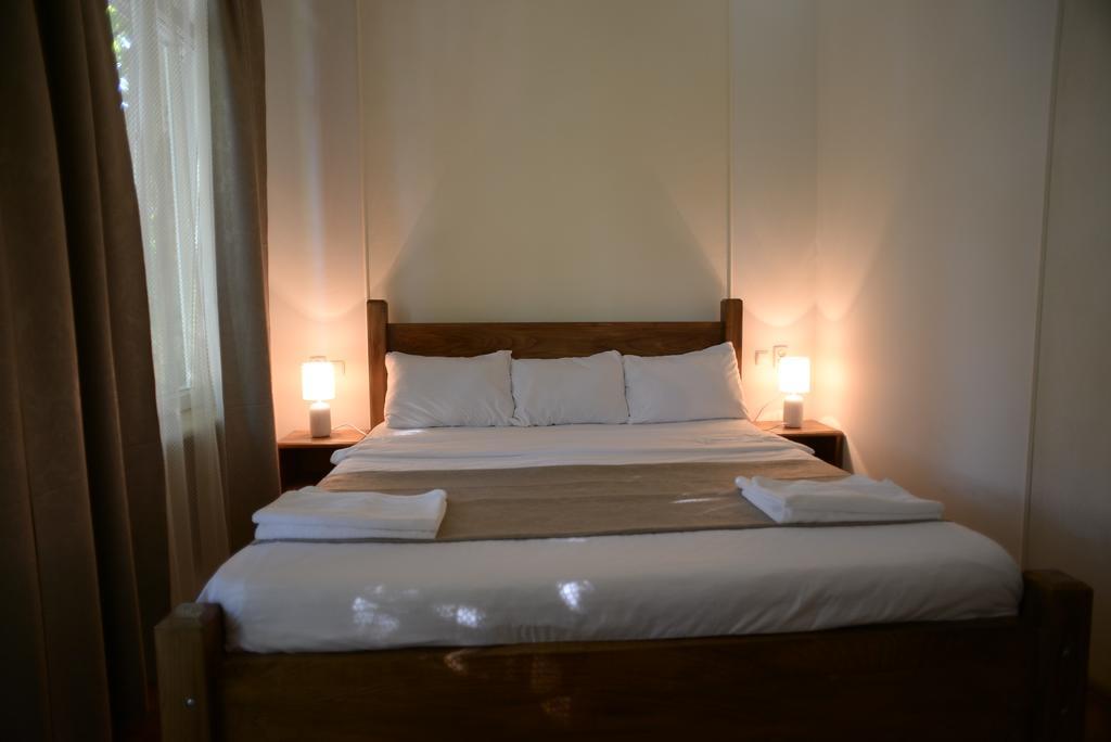 Hotel Veneto Кутаиси Екстериор снимка