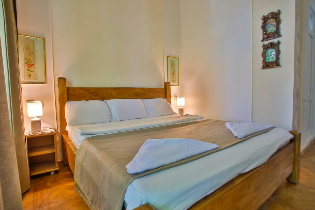 Hotel Veneto Кутаиси Екстериор снимка