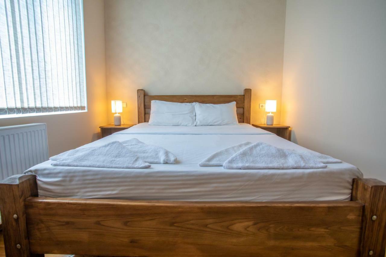 Hotel Veneto Кутаиси Екстериор снимка